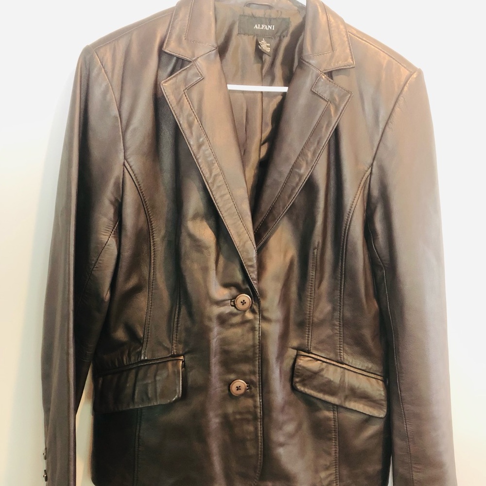 Alfani women brown leather jacket size L